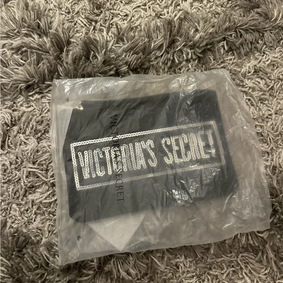 Victoria’s Secret Sequin pouch - Picture 3 of 3